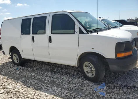 2013 Chevrolet Express G2500 Utility / Service Van from USA, damaged, VIN 1GCWGFCA4D1902776